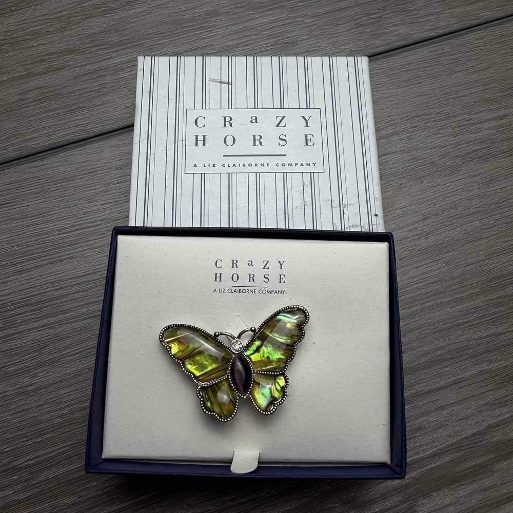 Crazy Horse Liz Claiborne Butterfly Brooch Pin Green Enamel Rhinestone New‎